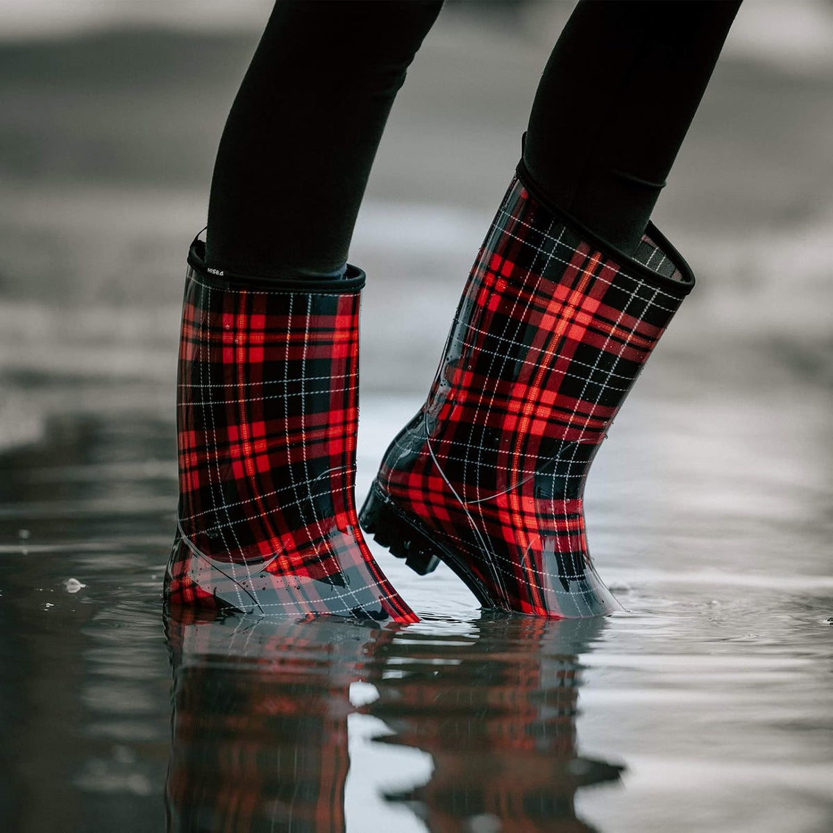 HISEA Women's Rain Boots Waterproof Mid Calf Garden Farm Rubber Boots | Wide Calf Slip-Resistant Rubber Ladies' Boots Lightweight for Garden, Farm, Outdoor Work & Rainy Days